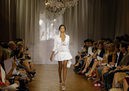 Conjunto blanco de la colección primavera/verano 2012 de Nina Ricci en París