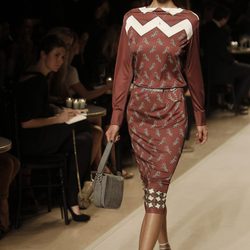 Vestido sesentero con mangas, de Loewe, colección primavera 2012