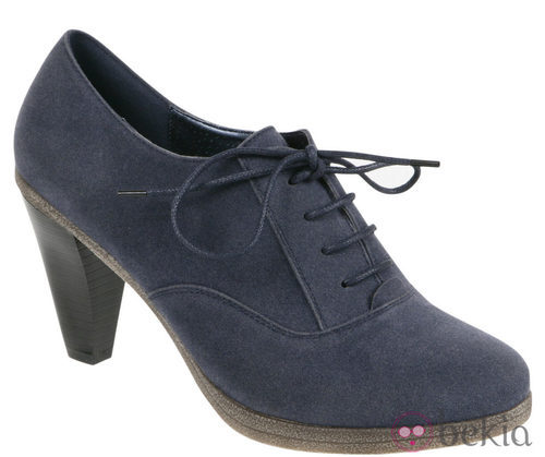Zapatos de cordones azul de la colección otoño/invierno 2011/2012 de Alex Silva