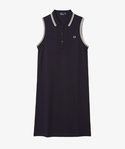 Vestido azul marino de la nueva colección Authentic de Fred Perry