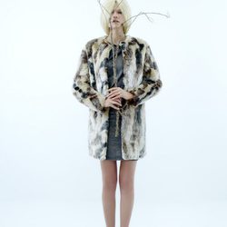 Abrigo de pelo en tonos marrones de la nueva colección otoño/invierno 2015/2016 de Van-Dos