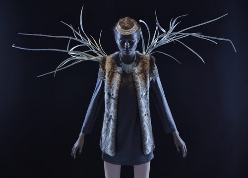 Chaleco de pelo marrón de la nueva colección otoño/invierno 2015/2016 de Van-Dos