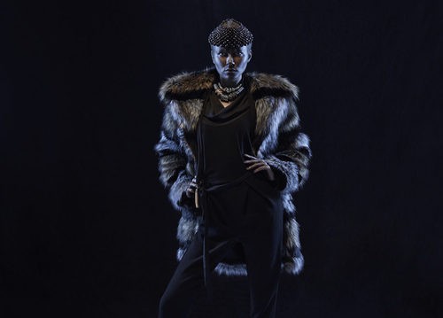 Abrigo marrón de pelo de la nueva colección otoño/invierno 2015/2016 de Van-Dos