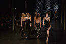 Carrusel de la colección de primavera/verano 2016 de Yves Saint Laurent en París Fashion Week