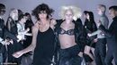 Lady Gaga bailando en la nueva campaña de Tom Ford