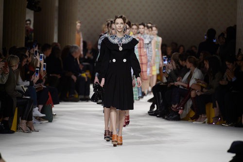 Carrusel de la colección de primavera/verano 2016 de Miu Miu en París Fashion Week