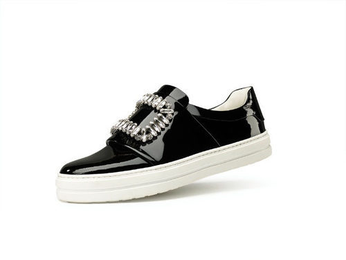 Zapato negro de la nueva colección primavera/verano 2016 de Roger Vivier