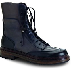 Bota marrón oscura de la colección otoño 2015 de Salvatore Ferragamo