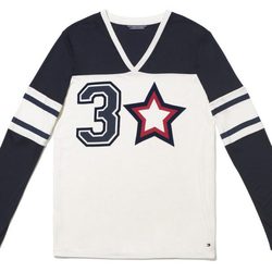 Camiseta de manga larga blanca y azul de la colección cápsula 2015 del 30 aniversario de Tommy Hilfiger