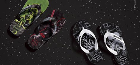 Dos modelos de chanclas de la colección de Havaiana inspirada en Star Wars