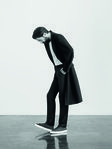 Jack Guinness posando para la campaña de la primera colección para hombre de Superga otoño/invierno 2015/2016
