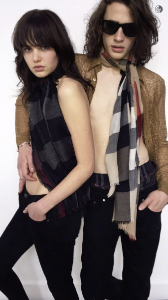 Lanzamiento de la colección primavera/verano 2016 de la firma Burberry 