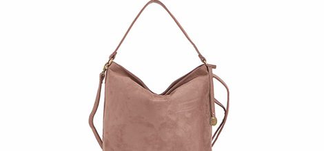 Bolso en tonos tierra de la colección cápsula de bolsos Carpisa de Penélope y Mónica Cruz