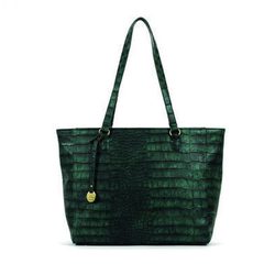Bolso en tonos verdosos de la colección cápsula de bolsos Carpisa de Penélope y Mónica Cruz