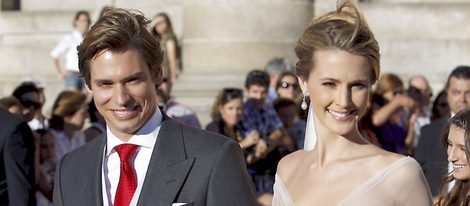 Astrid Klisans con un vestido de Pronovias en su boda con Carlos Baute