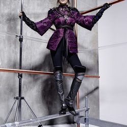 Modelo luciendo cristales Swarovski de la colección de Jean Paul Gaultier para el otoño/invierno 2016/2017