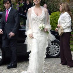 Mar Saura con un vestido de Badgley Mischka para Pronovias en su boda con Javier Revuelta