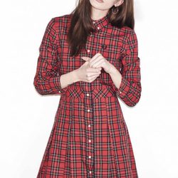 Vestido de cuadros rojo y verde de la colección Reissues otoño/invierno 2015/2016 de Fred Perry