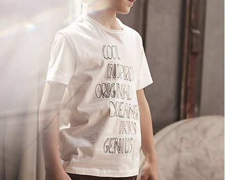 Camiseta 2-in-1 de la colección cápsula Kids Premium de IKKS