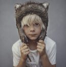 Gorro de pelo en tonos marrones de la colección cápsula Kids Premium de IKKS