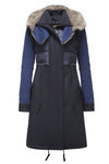 Trenca en tonos azules con cuello de pelo de la colección otoño/invierno 2015/2016 de Fay
