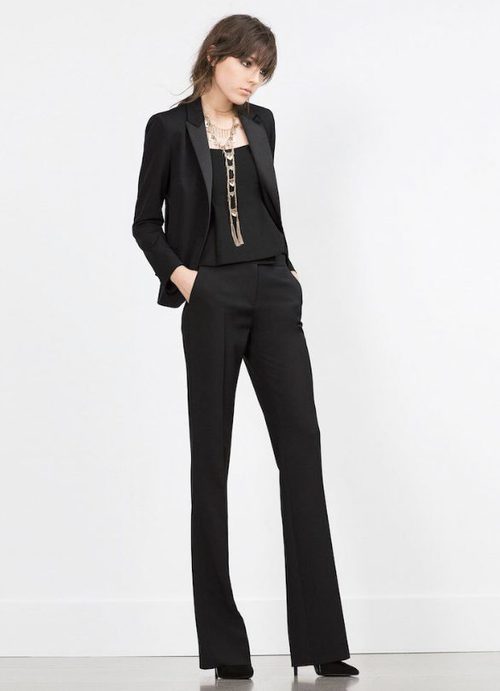 Traje de chaqueta negro de la colección de Zara Evening