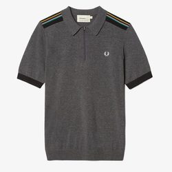 Polo gris con cremallera de la colección de Bradley Wiggins para invierno 2016 de Fred Perry 