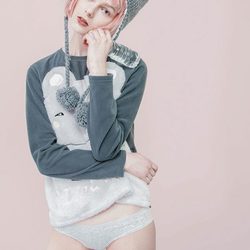 Camiseta y gorro de lana gris de la colección otoño/invierno 2015/2016 Sleepwear de Oysho
