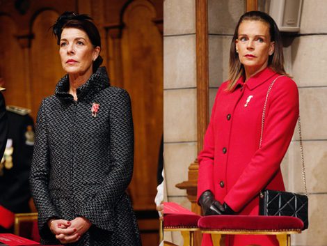 Carolina de Mónaco con chaquetón en tonos metalizados y negro en el Día Nacional de Mónaco