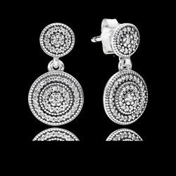 Pendientes de plata con círculos concéntricos de flores de la colección primavera/verano 2016 de Pandora