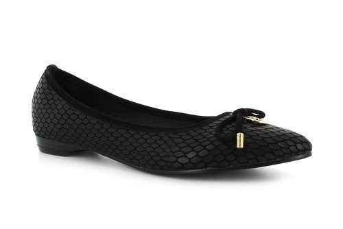 Bailarinas en punta con pequeños paneles negros de la colección otoño/invierno 2015/2016 de Alma en Pena