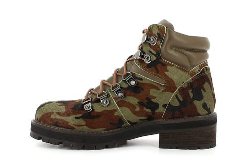 Bota de montaña militar de la colección otono/invierno 2015/2016 de Alma en Pena