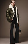 Chaquetón verde de la pre colección otoño/invierno 2015/2016 de Burberry