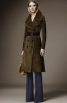 Chaquetón marrón midi de la pre colección otoño/invierno 2015/2016 de Burberry