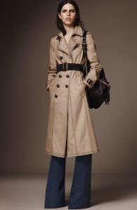 Gabardina beige de la pre colección otoño/invierno 2015/2016 de Burberry