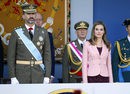 La Princesa Letizia con una americana rosa el Día de la Hispanidad 2013