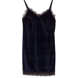 Vestido lencero terciopelo con tirantes de la línea Xmas Punk de Shana