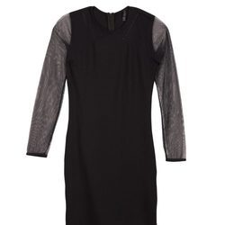 Vestido midi negro con manga larga de tul de la línea Xmas Punk de Shana