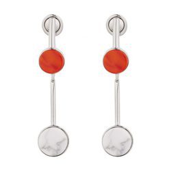 Pendientes largos en plata y metal con círculos rojos y blancos de la línea 'Dior Paradise'