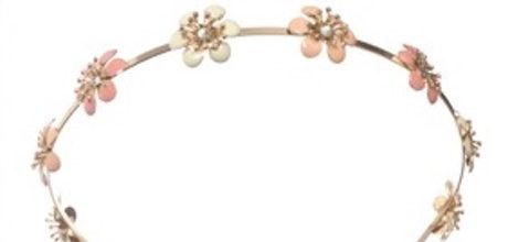 Diadema dorada con flores rosas de Claire's primavera/verano 2016
