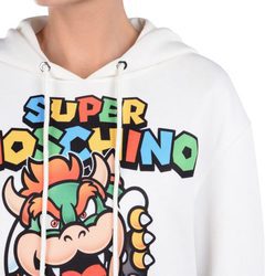 Sudadera blanca con Bowser de 'Super Moschino' AW 15
