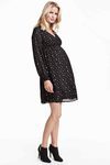 Vestido de gasa de la línea premamá de H&M para la temporada AW 2015