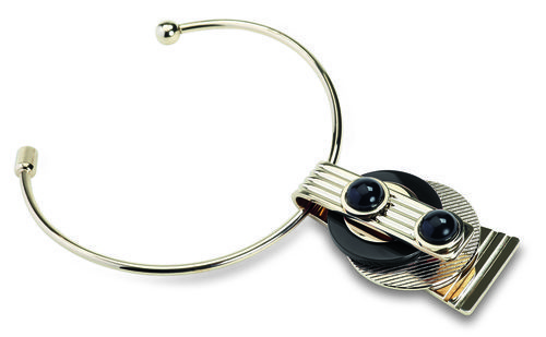 Collar totem de Salvatore Ferragamo temporada invierno 2015