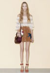 Top transparente de encaje con falda mini de ante para la línea Pre-Fall 2016 de Valentino