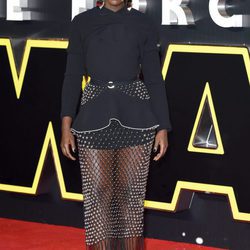 Lupita Nyongo en Londres para la premier de 'Star Wars' 