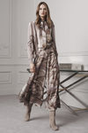 Mono largo y maxi lazo en el pecho en tonos neutros de Ralph Lauren para la colección Pre-Fall 2016