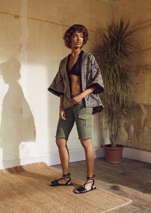 Kimono y pantalones piratas de Primark para la temporada primavera/verano 2016