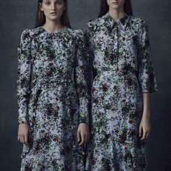 Vestidos de vuelo con estampado floral de la colección Pre-Fall 2016 de Erdem