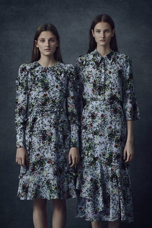 Vestidos de vuelo con estampado floral de la colección Pre-Fall 2016 de Erdem