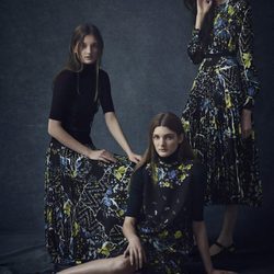 Prendas con manchas de pintura de la colección Pre-Fall 2016 de Erdem